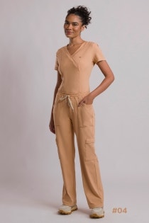 Scrub Feminino Coach Cherie 10 anos - Caramelo