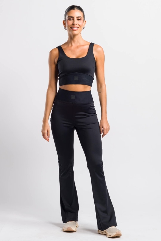 Calça Feminina Flare Match - Preta