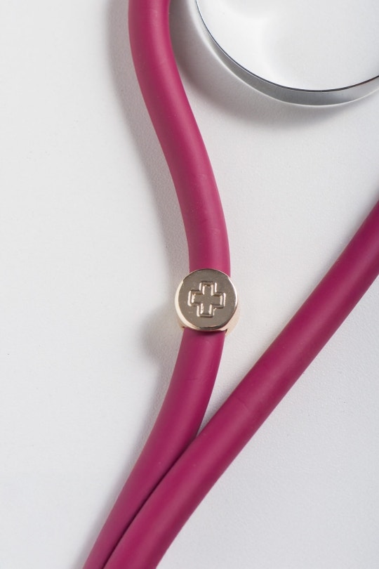 Charm Para Estetoscópio Enfermagem - Dourado
