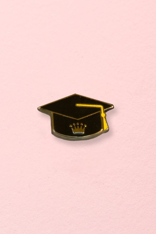 Pin Graduation